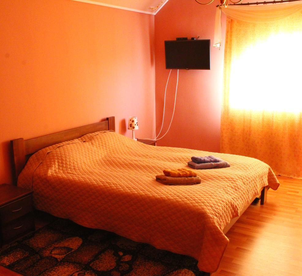 Cafe-Motel Goryanka Užhorod Exteriér fotografie